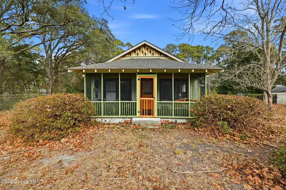 2072 Boones Neck Road SW, Supply, NC 28462 — 3-bedroom home, Supply, NC, photo 1 of 43: 1_2072_boones_neck_rd_sw_supply (19)