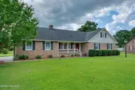 1601 Darian Drive, Elizabeth City, NC 27909 — 3-bedroom home in Northeastern Terrace, Elizabeth City, NC, photo 1 of 25: Main Photo