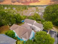 1043 Headwater Cove Lane, Wilmington, NC 28403 — 3-bedroom waterfront home in Headwater Cove, Wilmington, NC, photo 1 of 71: images-1