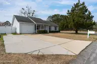 300 Quail Ridge Road, Jacksonville, NC 28546 — 3-bedroom home in Deerfield, Jacksonville, NC, photo 4 of 43: 300 Quail Ridge-3
