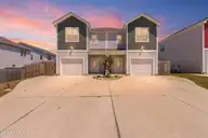 220 Holly Sands Loop, Holly Ridge, NC 28445 — 3-bedroom townhome in Holly Sands, Holly Ridge, NC, photo 2 of 27