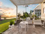 3623 White Cliffs Drive, Castle Hayne, NC 28429 — 3-bedroom waterfront home in River Bluffs, Castle Hayne, NC, photo 6 of 70