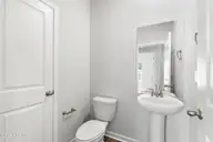 623 S Squires Run Lane, Richlands, NC 28574 — 3-bedroom home in Squires Run Village, Richlands, NC, photo 24 of 66: Half Bath