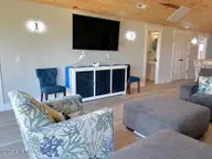 323 Caswell Beach Road, Oak Island, NC 28465 — 5-bedroom waterfront home in Caswell Beach, Oak Island, NC, photo 16 of 54: 323 Caswell Beach