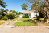2127 Klein Road, Wilmington, NC 28405 — 2-bedroom home in Princess Place, Wilmington, NC, photo 2 of 39