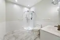 96 Deerwood Lane, Pinehurst, NC 28374 — 3-bedroom home in Pinehurst No. 6, Pinehurst, NC, photo 21 of 45: Hall Bath