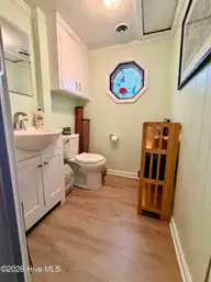 532 E 2nd Street, Washington, NC 27889 — 2-bedroom home in Historic District, Washington, NC, photo 24 of 47: IMG_3737