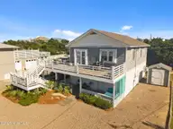 409 Bridgers Avenue, Topsail Beach, NC 28445 — 3-bedroom home in Topsail Inlet Terrace, Topsail Beach, NC, photo 4 of 67: 4-web-or-mls-DJI_20250923154748_0814_D