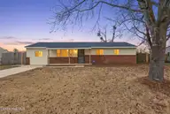 409 Dale Drive, Jacksonville, NC 28540 — 3-bedroom home in Lauradale, Jacksonville, NC, photo 1 of 24: twilight-1