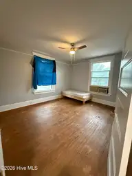 410 N Road Street, Elizabeth City, NC 27909 — 5-bedroom home, Elizabeth City, NC, photo 18 of 26: IMG_2194