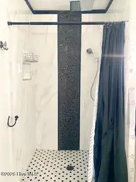 2401 White Road, Wilmington, NC 28411 — 3-bedroom home in Sun Coast, Wilmington, NC, photo 18 of 44: master shower