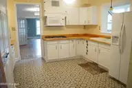 1305 Anderson Street NW, Wilson, NC 27893 — 5-bedroom home in West End Park, Wilson, NC, photo 9 of 74: DSC07490