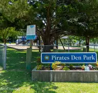 46 Pickett Way, Swansboro, NC 28584 — 4-bedroom waterfront home in Pickett Bay, Swansboro, NC, photo 18 of 19: DSC00310 copy