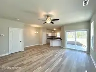107 Chestnut Hill Drive, Jacksonville, NC 28546 — 3-bedroom townhome in Hunters Creek, Jacksonville, NC, photo 13 of 49