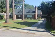 227 E College Street, Whiteville, NC 28472 — 3-bedroom home, Whiteville, NC, photo 4 of 77: IMG_3389