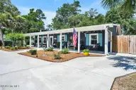 103 NW 25th Street, Oak Island, NC 28465 — 3-bedroom home in Pinners Point, Oak Island, NC, photo 2 of 53