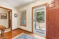 126 Loblolly Drive, Pine Knoll Shores, NC 28512 — 3-bedroom home in Pine Knoll Association, Pine Knoll Shores, NC, photo 6 of 41: 12-web-or-mls-chadwick-visuals-126-loblo