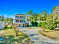 1124 Park Road SW, Sunset Beach, NC 28468 — 3-bedroom waterfront home in Shoreline Woods, Sunset Beach, NC, photo 3 of 76: IMG_2830