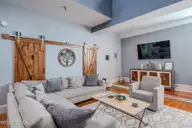 21 N Front Street Unit 3b3, Wilmington, NC 28401 — 1-bedroom condo in Downtown, Wilmington, NC, photo 5 of 28: 7-web-or-mls-21 N Front St-107