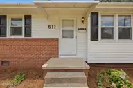 611 Decatur Road, Jacksonville, NC 28540 — 4-bedroom home in Northwoods, Jacksonville, NC, photo 3 of 37
