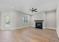 4926 Oleander Drive Unit B, Wilmington, NC 28403 — 3-bedroom townhome, Wilmington, NC, photo 4 of 33: 4926 Oleander Dr Unit B MLS-18