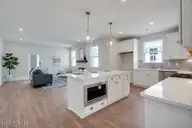 254 Longhill Drive, Wilmington, NC 28412 — 3-bedroom home in Riverlights, Wilmington, NC, photo 8 of 26: Kitchen