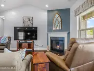 133 Oyster Landing Drive, Sneads Ferry, NC 28460 — 4-bedroom home in Oyster Landing, Sneads Ferry, NC, photo 10 of 54