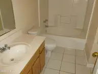 302 Carlisle Court, Jacksonville, NC 28540 — 4-bedroom home in Gateway, Jacksonville, NC, photo 16 of 21