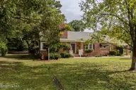 504 S Walker Street, Burgaw, NC 28425 — 3-bedroom home, Burgaw, NC, photo 2 of 58: 49-web-or-mls-504 S Walker St-49