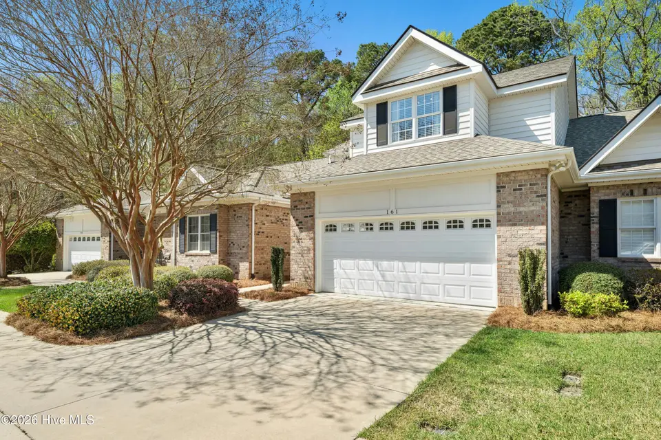 161 Lake Park Circle, Smithfield, NC 27577 — 4-bedroom townhome in Lake Park Villas, Smithfield, NC, photo 1 of 50: 003-490792-DSC_5103