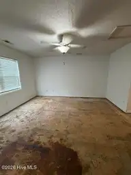 305 Fox Way S, Hubert, NC 28539 — 3-bedroom home in Foxlair, Hubert, NC, photo 8 of 17