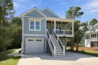 405 Emerald Landing Drive, Emerald Isle, NC 28594 — 4-bedroom waterfront home in Emerald Landing, Emerald Isle, NC, photo 2 of 62: IMG_2075