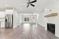 129 Devonshire Avenue W, West End, NC 27376 — 4-bedroom home in Seven Lakes South, West End, NC, photo 10 of 35: 22-web-or-mls-DSC00041