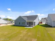 911 Hunter Grace Drive, Winterville, NC 28590 — 3-bedroom home in Eli's Ridge, Winterville, NC, photo 11 of 64: 11-web-or-mls-DJI_0171