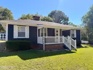 910 Pittman Street, Goldsboro, NC 27530 — 3-bedroom home in Elm Acres, Goldsboro, NC, photo 3 of 26: IMG_9570