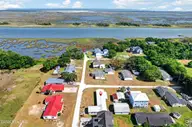 100 Crews Lane, Hubert, NC 28539 — 3-bedroom waterfront manufactured home in Brown Div, Hubert, NC, photo 2 of 45