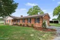 1900 Wc Braswell Road, Princeton, NC 27569 — 3-bedroom home, Princeton, NC, photo 3 of 26: 004_file_1878
