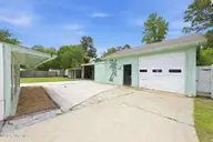 913 Colony Drive, New Bern, NC 28562 — 3-bedroom home in Colony Estates, New Bern, NC, photo 5 of 39: 913 Colony Drive