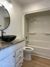 6211 Wrightsville Avenue Apt 127, Wilmington, NC 28403 — 3-bedroom townhome in Wrightsville Place, Wilmington, NC, photo 21 of 36: IMG_2419