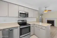109 Gladiola Drive, New Bern, NC 28562 — 3-bedroom home in Surrey Downs, New Bern, NC, photo 11 of 26: gladiola-11