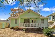 203 NE 59th Street, Oak Island, NC 28465 — 3-bedroom home, Oak Island, NC, photo 4 of 34: HewittProductions222y