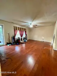 153 Balsam Road, Jacksonville, NC 28546 — 3-bedroom home in White Oak Estates, Jacksonville, NC, photo 2 of 15: IMG_2391