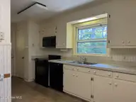 3834 Winston Boulevard, Wilmington, NC 28403 — 3-bedroom home in Devon Park, Wilmington, NC, photo 3 of 13