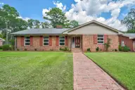 1506 Grove Street N, Wilson, NC 27893 — 3-bedroom home, Wilson, NC, photo 3 of 33: 002-1506GroveStreetNorth-Wilson-NC-27893