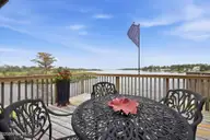 22 Batts Hill Road, New Bern, NC 28562 — 3-bedroom waterfront townhome in Olde Towne, New Bern, NC, photo 15 of 58: 38-web-or-mls-0C0A6561