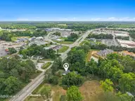 1514 S Jk Powell Boulevard, Whiteville, NC 28472 — 3-bedroom home, Whiteville, NC, photo 6 of 38: 38-web-or-mls-CAMMediaLLC.com (3 of 38)