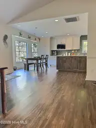 117 Halls Creek Drive, Swansboro, NC 28584 — 4-bedroom waterfront home in Halls Creek At The Hammocks, Swansboro, NC, photo 5 of 38: kitchen4