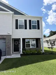 4009 Emerald View, New Bern, NC 28560 — 3-bedroom home in Madeline Farm, New Bern, NC, photo 2 of 43: IMG_5335