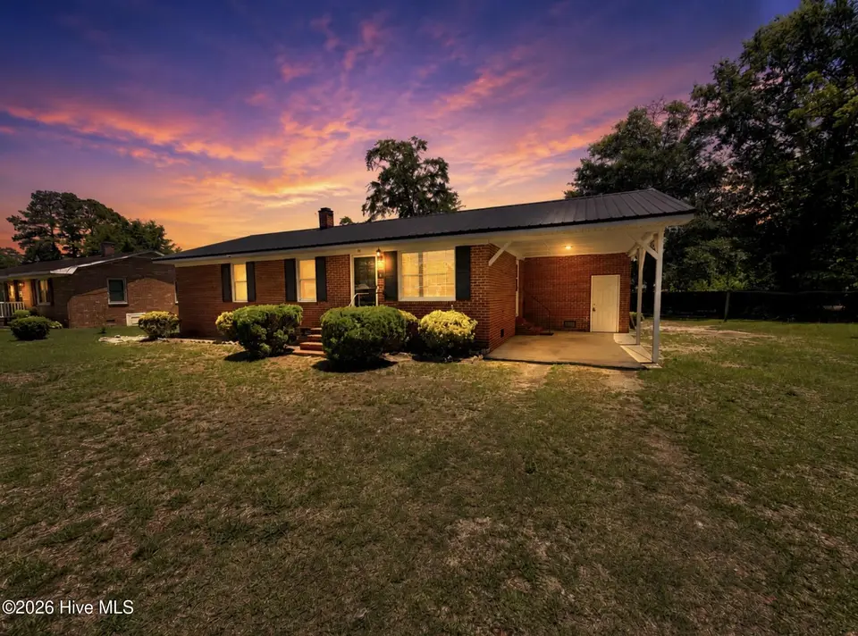 111 Ray Street, La Grange, NC 28551 — 3-bedroom home, La Grange, NC, photo 1 of 19: IMG_0365