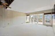 714 Ocean Boulevard, Topsail Beach, NC 28445 — 3-bedroom waterfront home in New Topsail Beach, Topsail Beach, NC, photo 15 of 62: 17_DSC08351